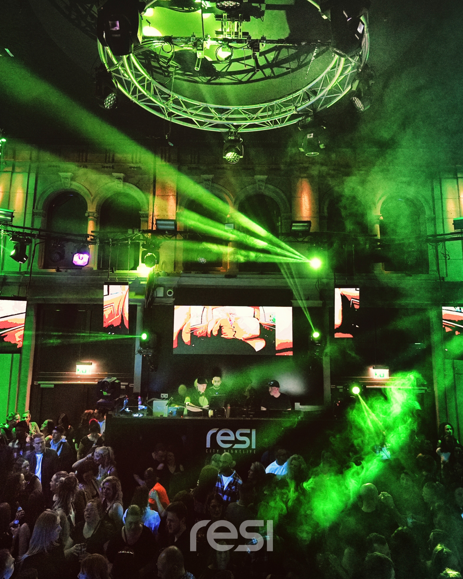 Resi Club Impression 8